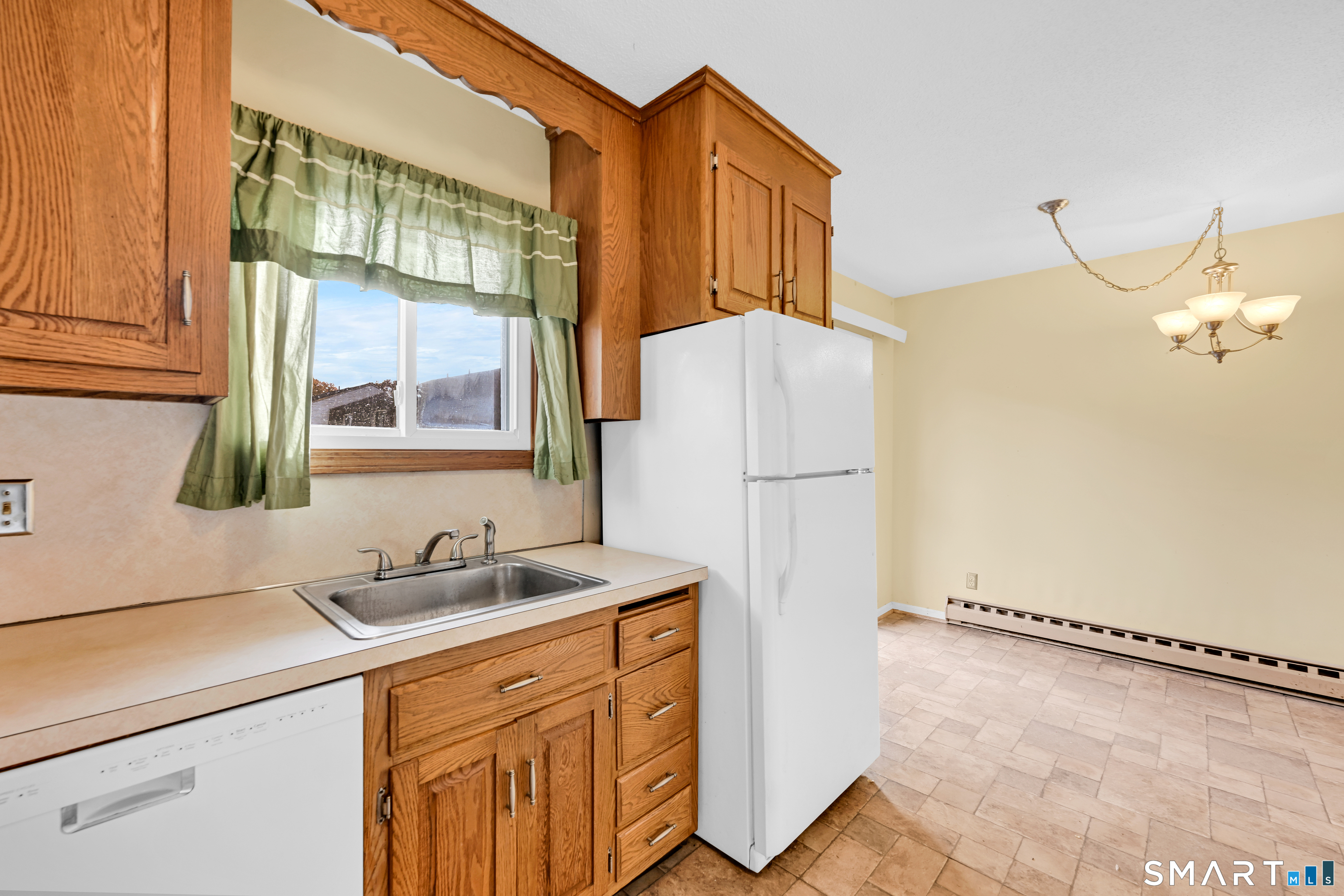 895 Matthews Street Bristol CT 06010