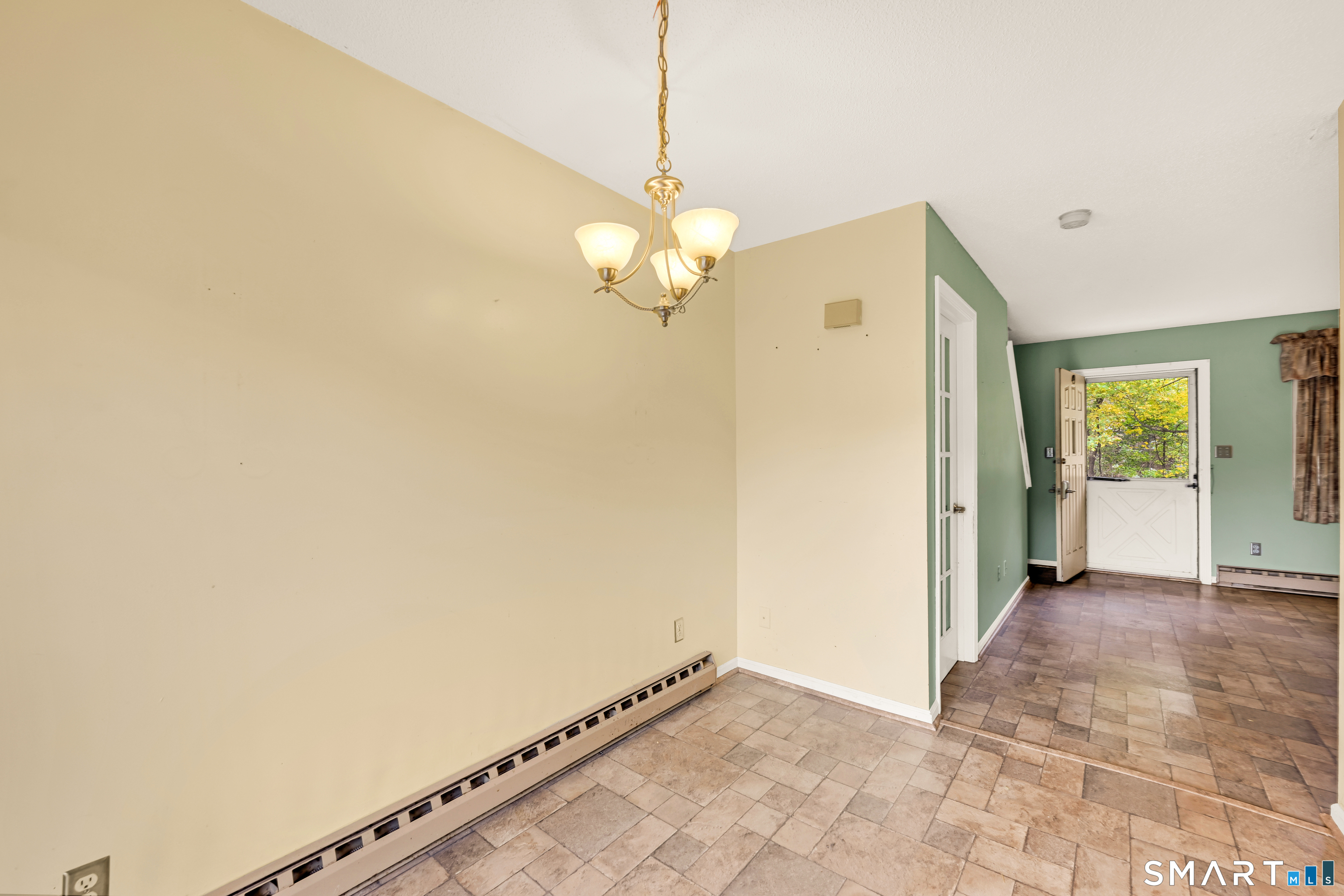 895 Matthews Street Bristol CT 06010
