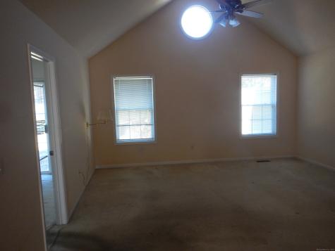 8 Saint George Place Newtown CT 06482