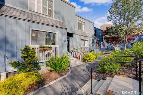 603 Plymouth Colony Branford CT 06405