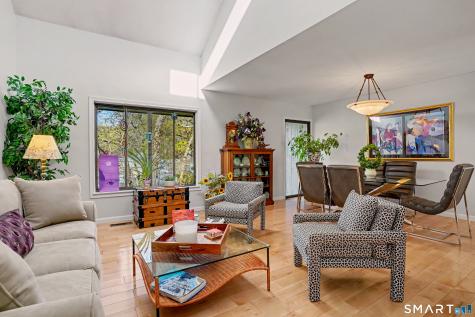 603 Plymouth Colony Branford CT 06405
