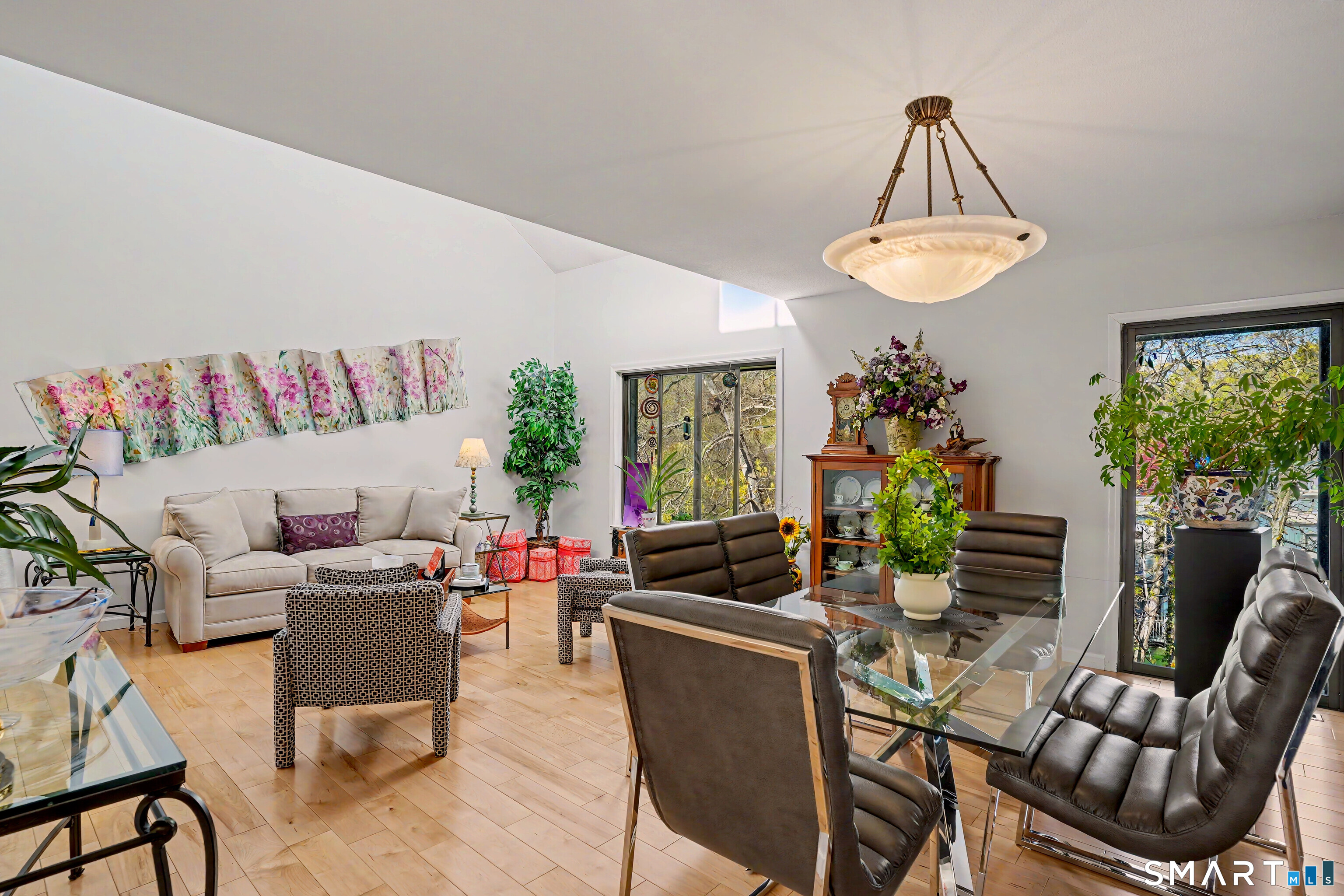 603 Plymouth Colony Branford CT 06405