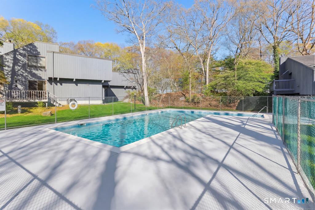 603 Plymouth Colony Branford CT 06405