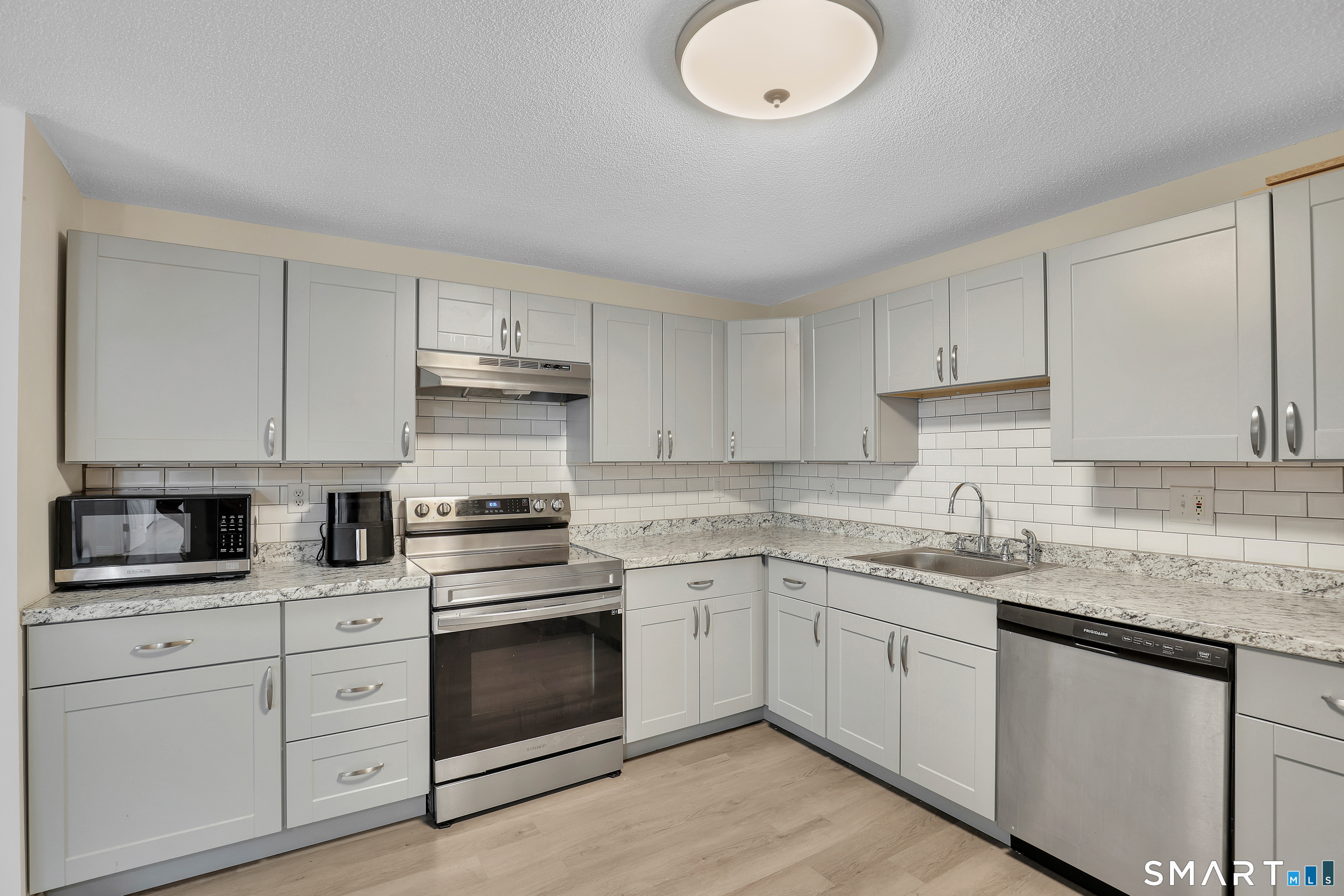 1239 East Street New Britain CT 06053
