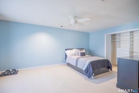 11 Mannions Lane Danbury CT 06810