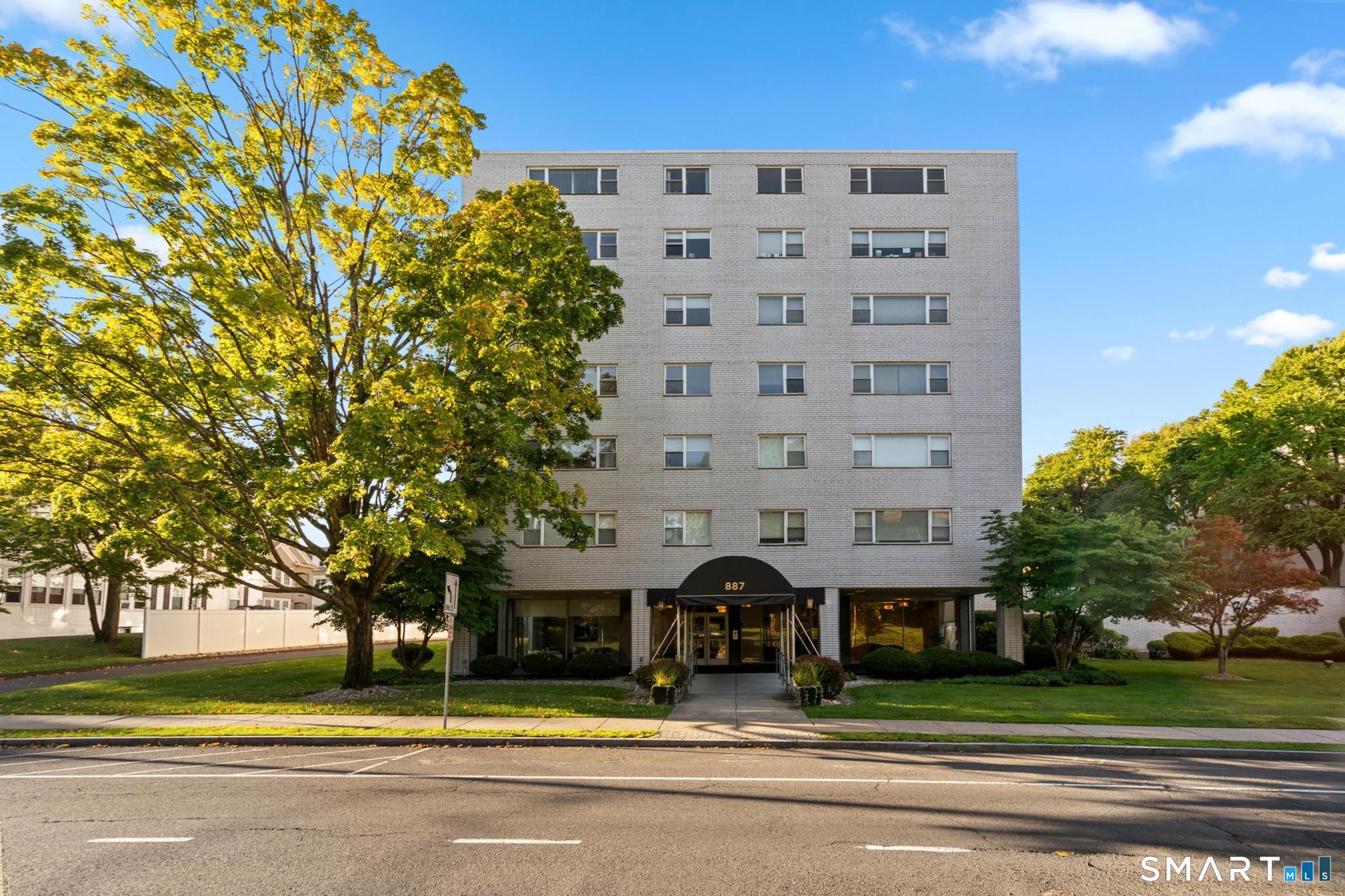 887 Farmington Avenue West Hartford CT 06119