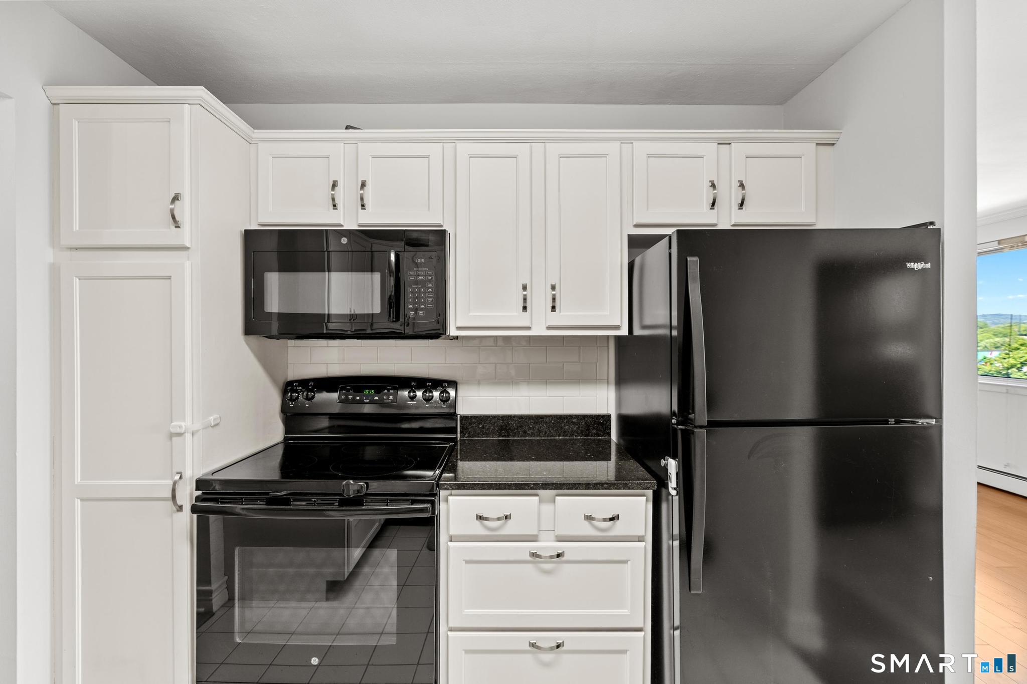 887 Farmington Avenue West Hartford CT 06119