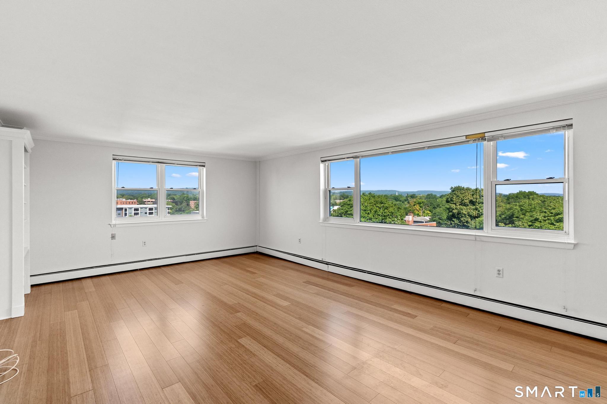 887 Farmington Avenue West Hartford CT 06119