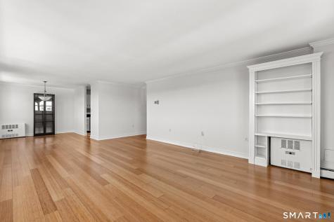 887 Farmington Avenue West Hartford CT 06119
