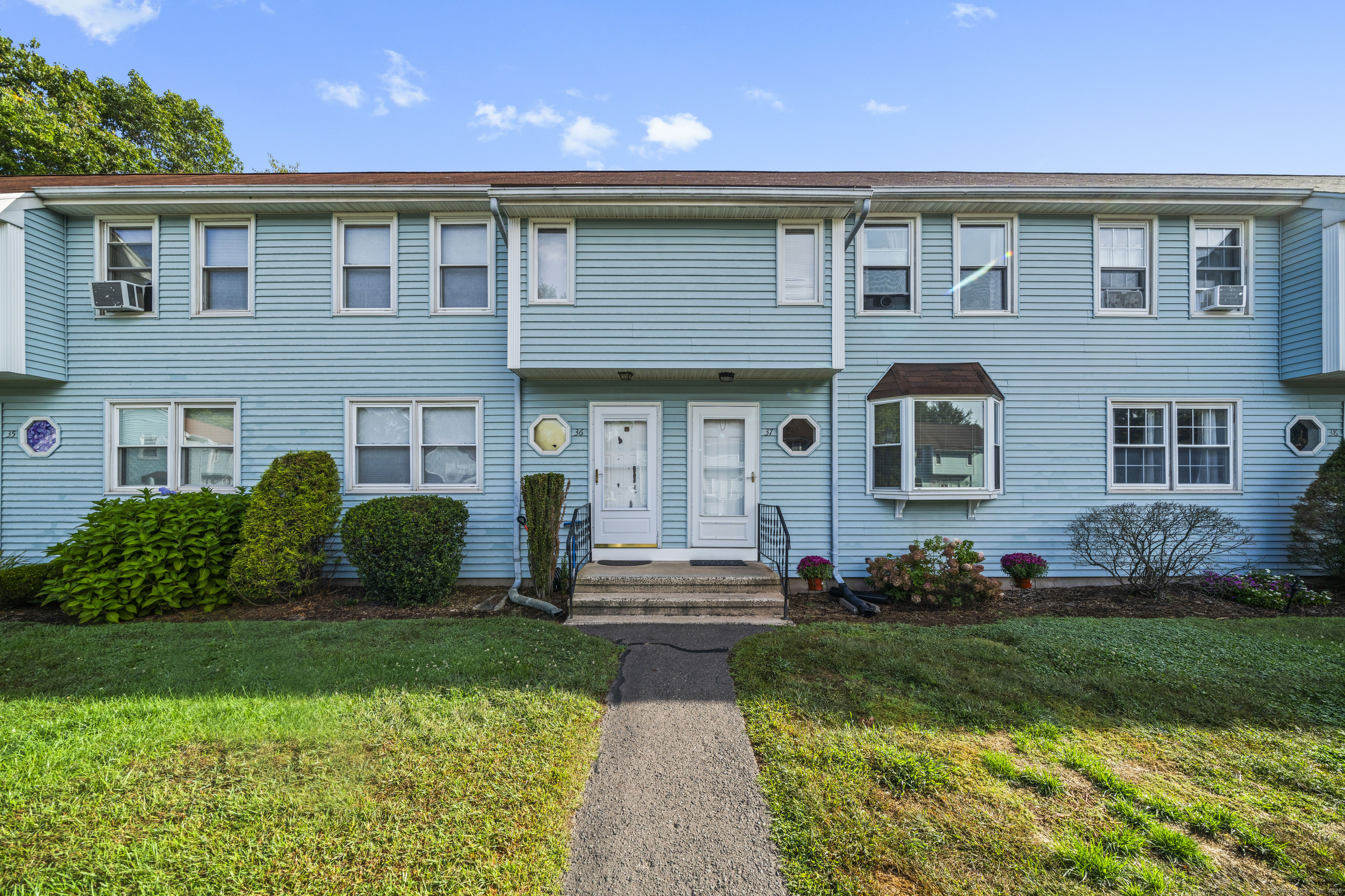 1 Abbott Road Ellington CT 06029