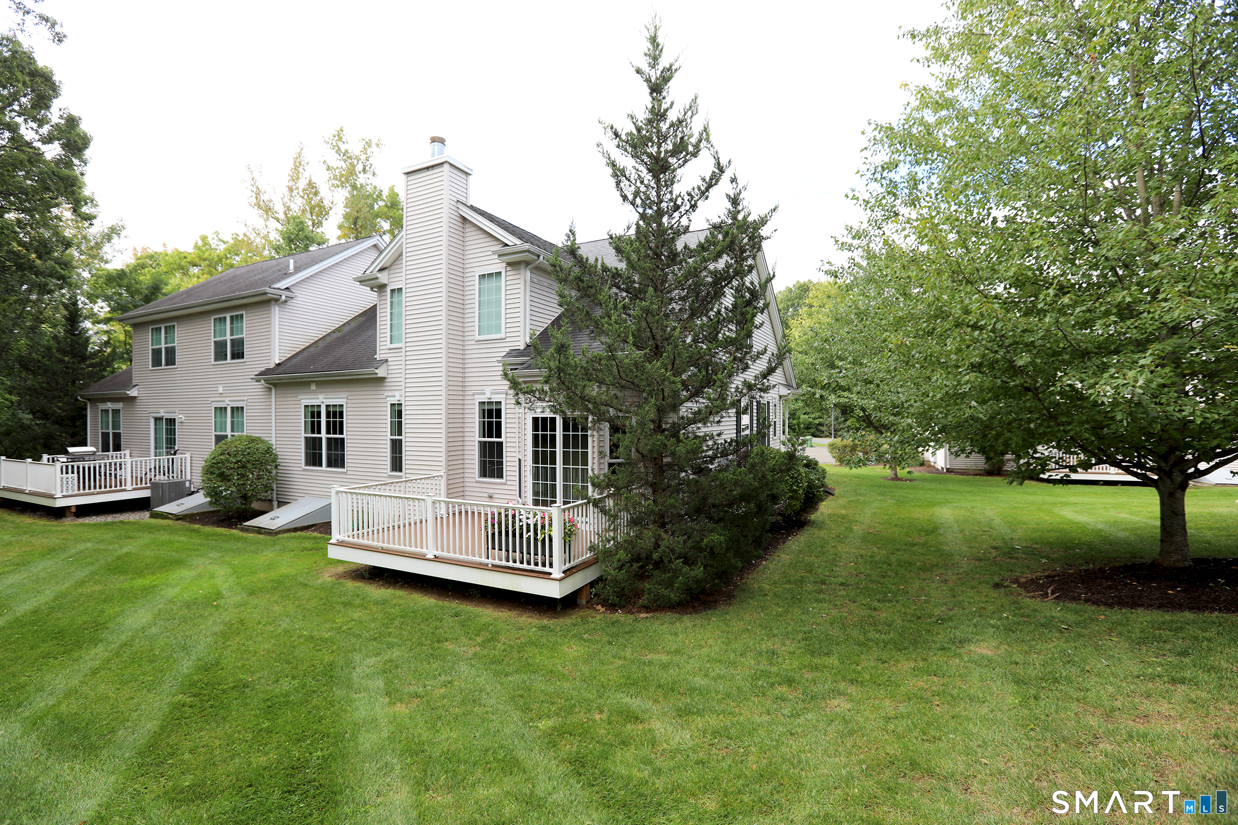42 Marble Faun Lane Windsor CT 06095