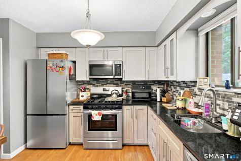 115 Promenade Drive Hamden CT 06514