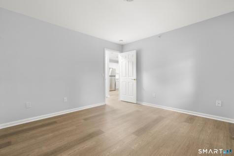 468 Main Street East Lyme CT 06357