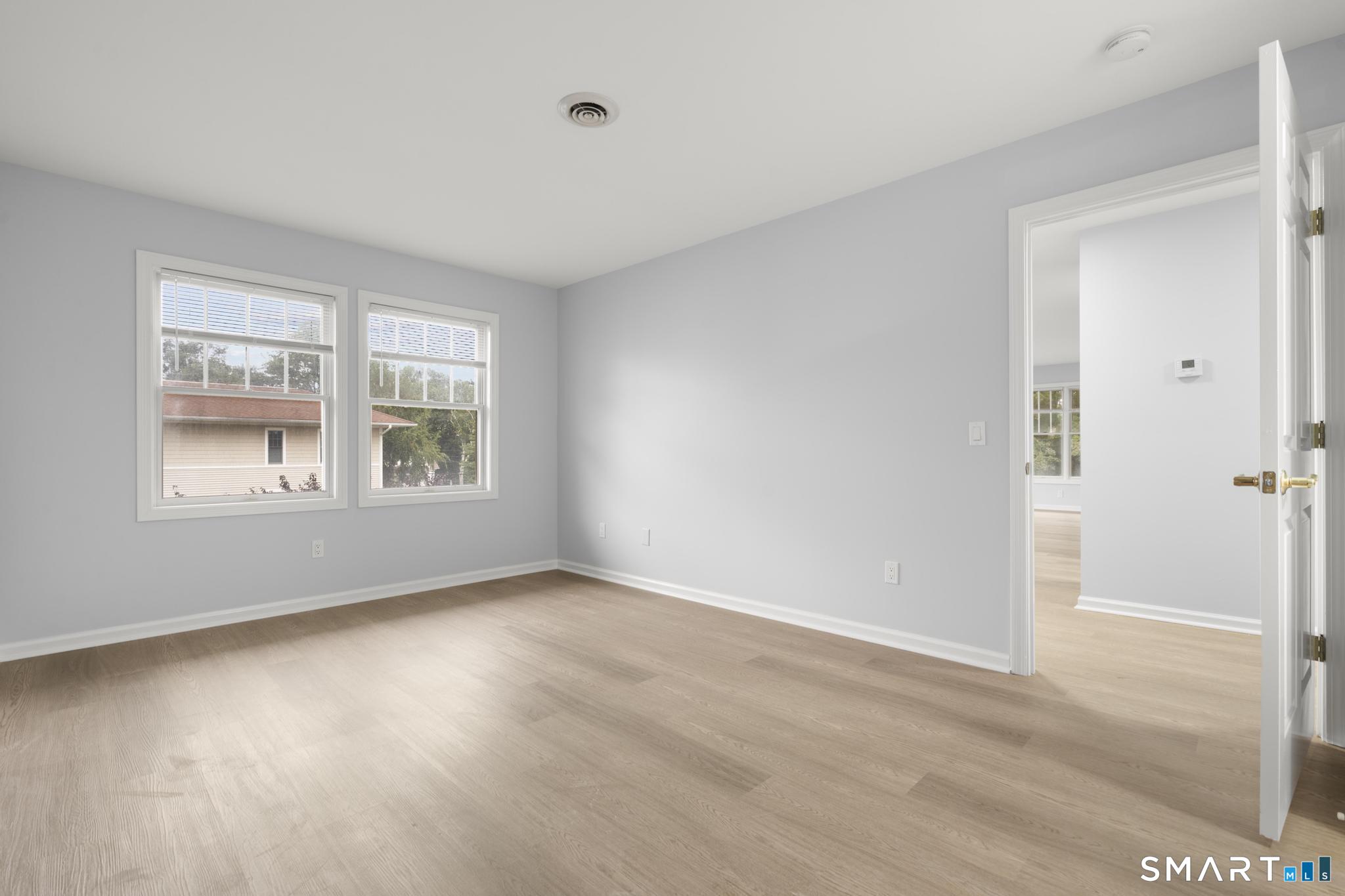 468 Main Street East Lyme CT 06357