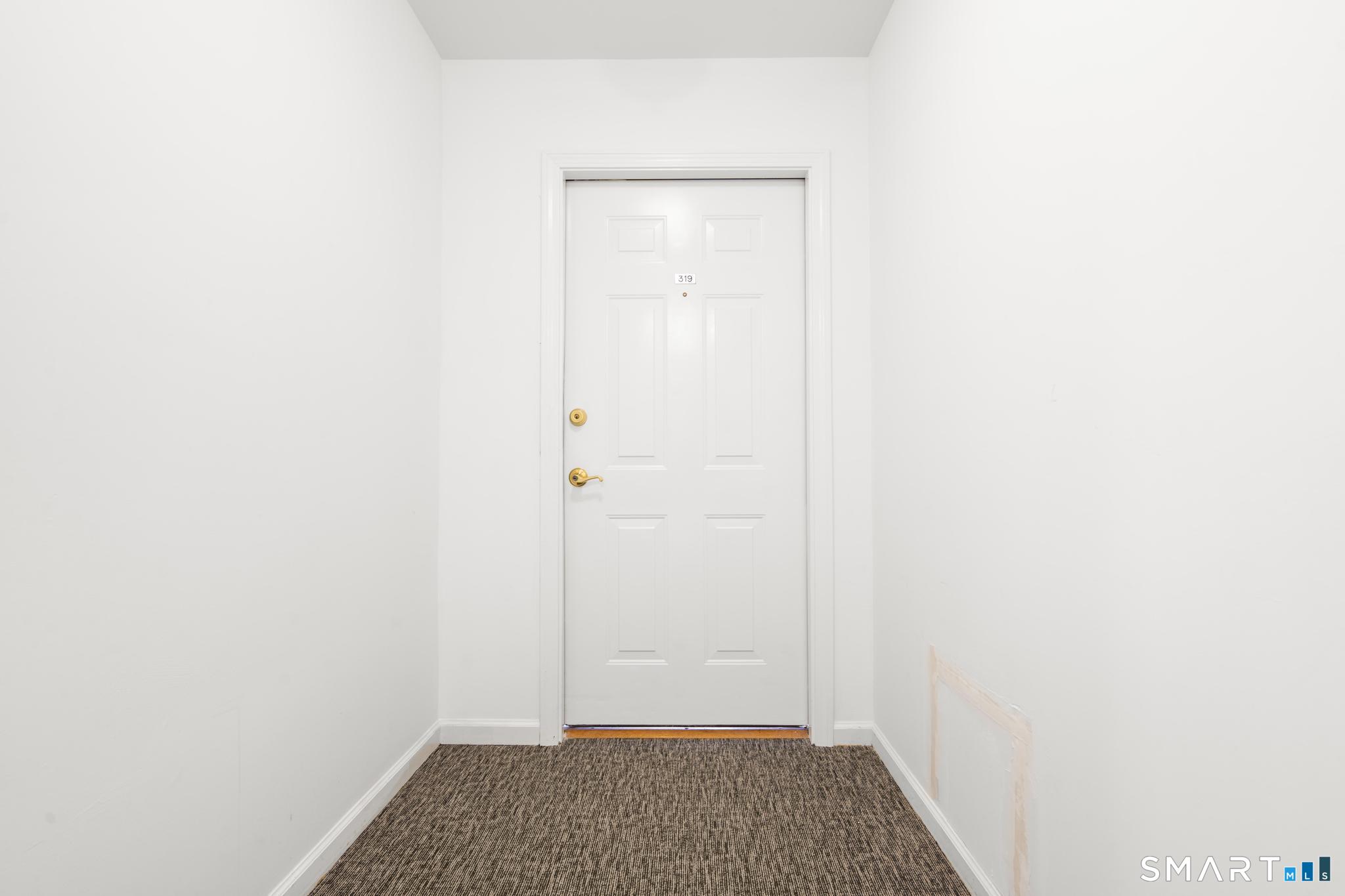 468 Main Street East Lyme CT 06357