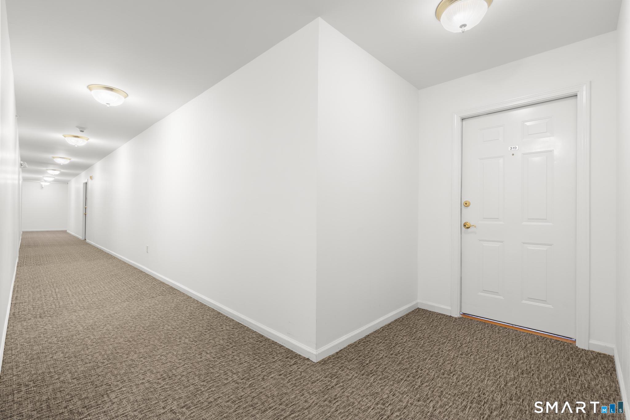 468 Main Street East Lyme CT 06357