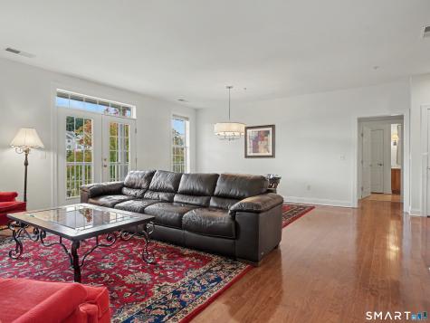 1 Rivington Way Danbury CT 06810