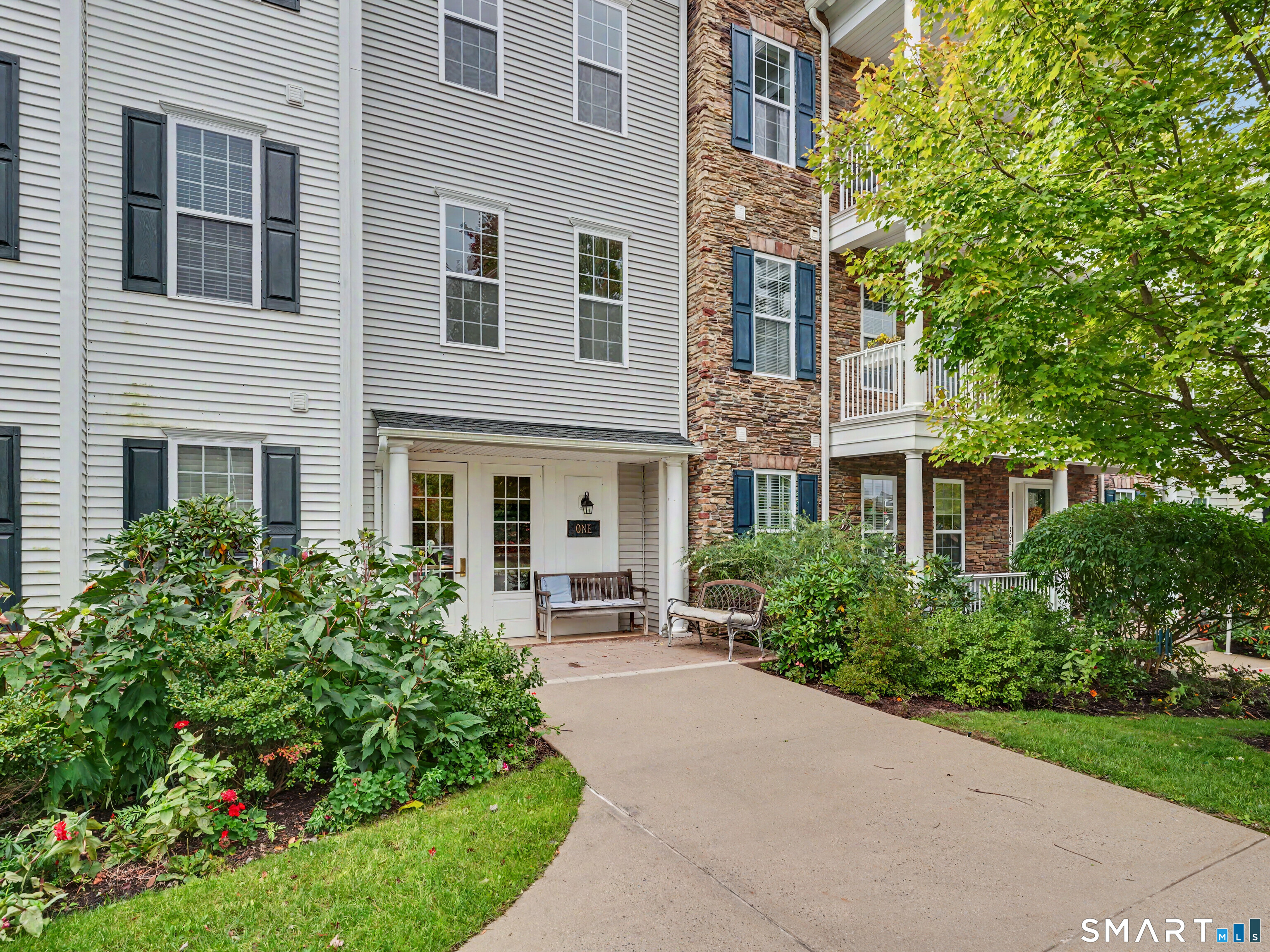 1 Rivington Way Danbury CT 06810