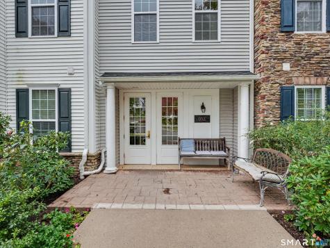 1 Rivington Way Danbury CT 06810