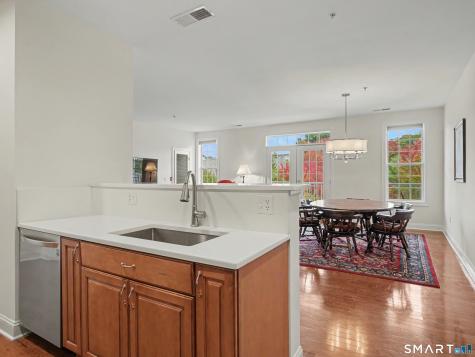 1 Rivington Way Danbury CT 06810