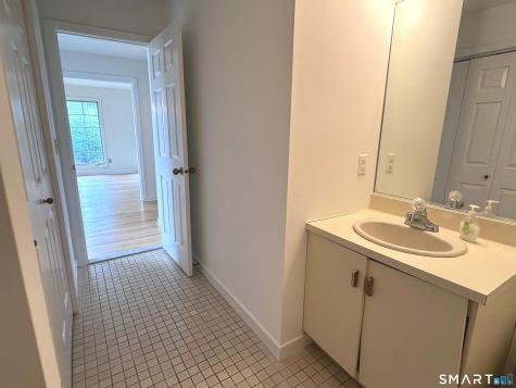 166 Glengarry Road Fairfield CT 06825