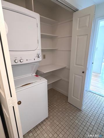 166 Glengarry Road Fairfield CT 06825