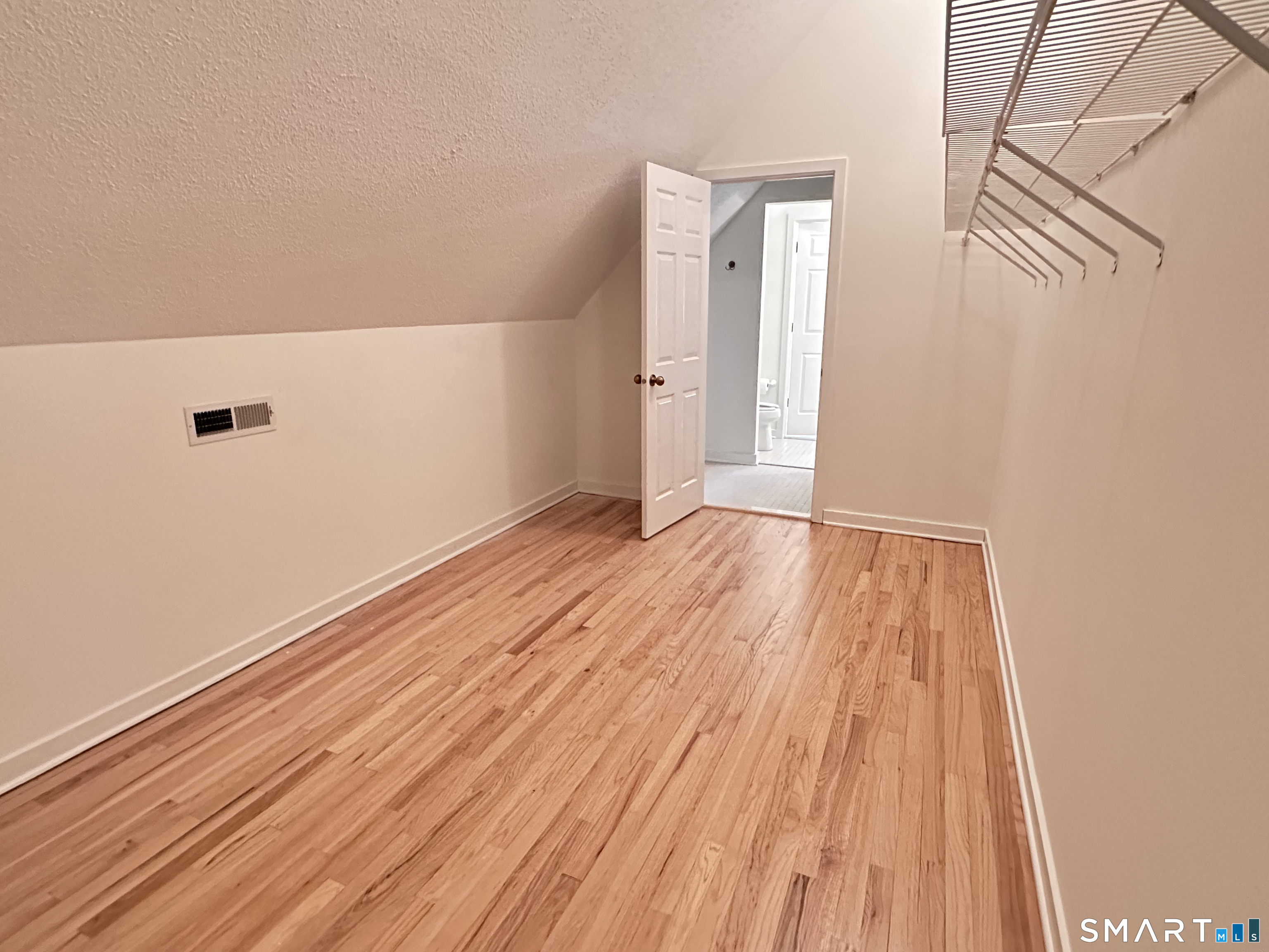 166 Glengarry Road Fairfield CT 06825