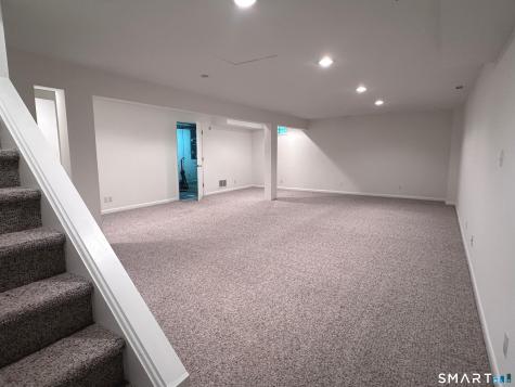 166 Glengarry Road Fairfield CT 06825