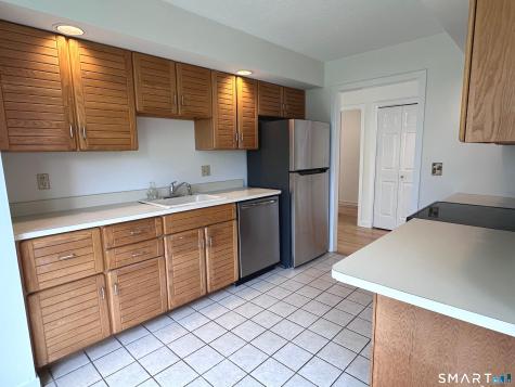 166 Glengarry Road Fairfield CT 06825