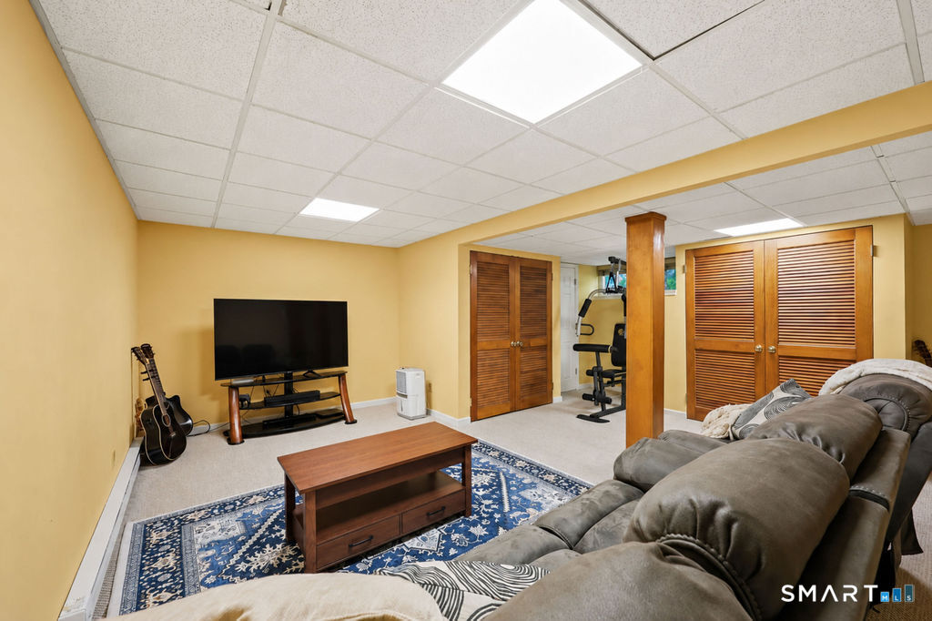 5 Quail Drive Simsbury CT 06081