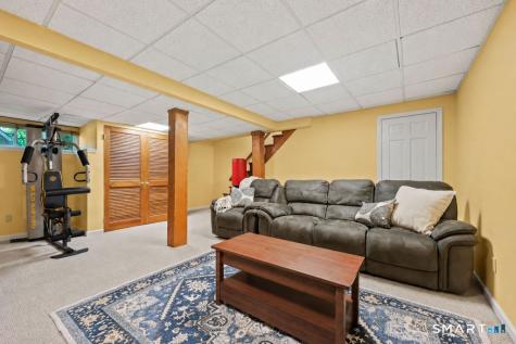 5 Quail Drive Simsbury CT 06081
