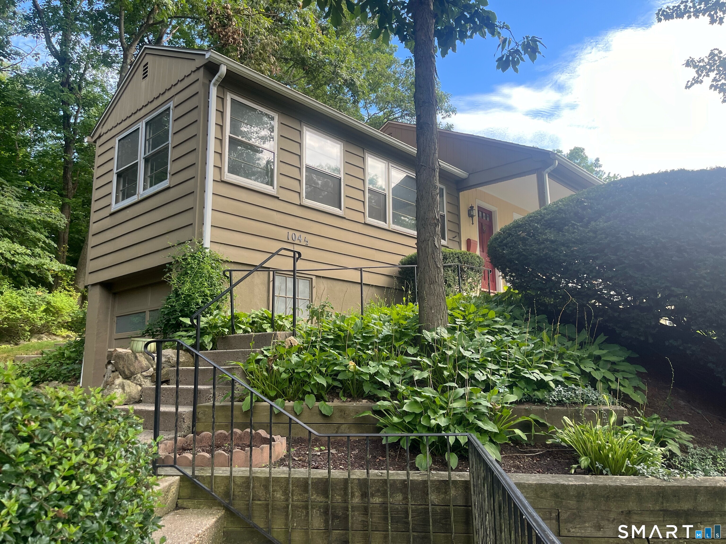 104 1/2 Ledgebrook Drive Norwalk CT 06854