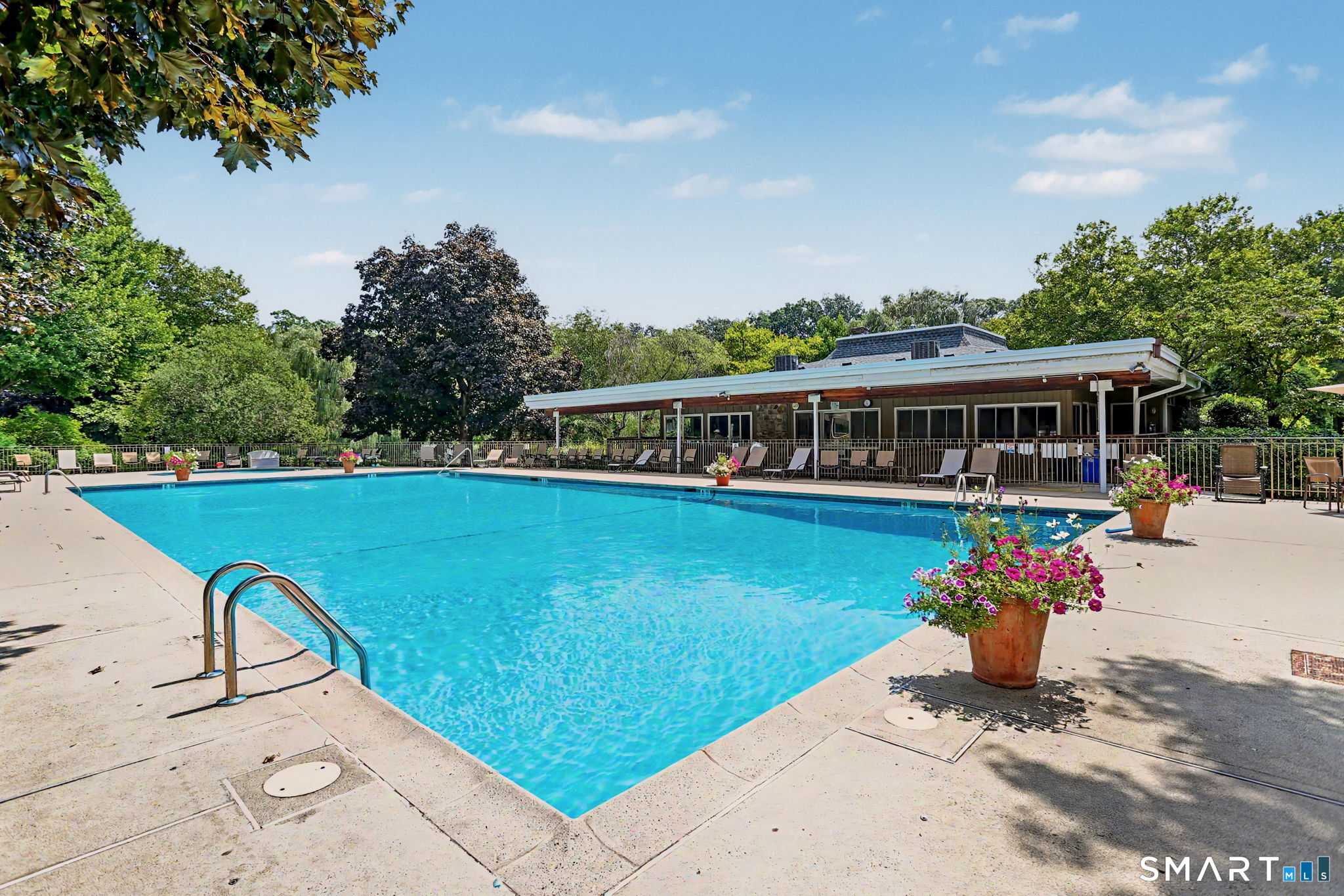 104 1/2 Ledgebrook Drive Norwalk CT 06854
