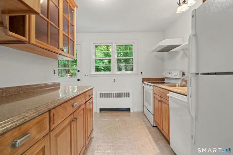 104 1/2 Ledgebrook Drive Norwalk CT 06854