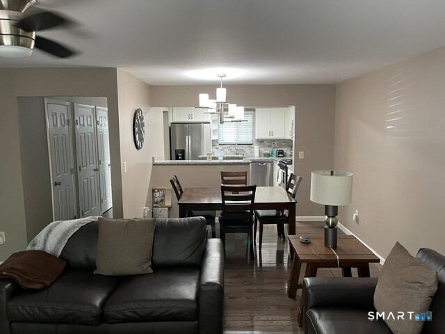 Bloomfield CT 06002