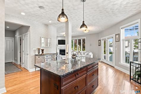 9 Beachside Avenue East Haven CT 06512