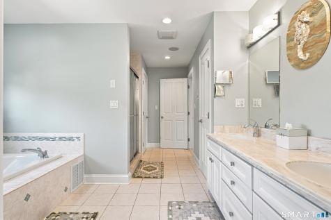 9 Beachside Avenue East Haven CT 06512