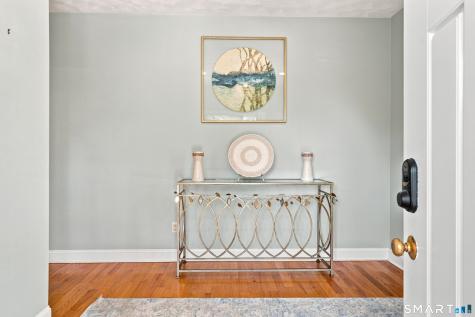 9 Beachside Avenue East Haven CT 06512