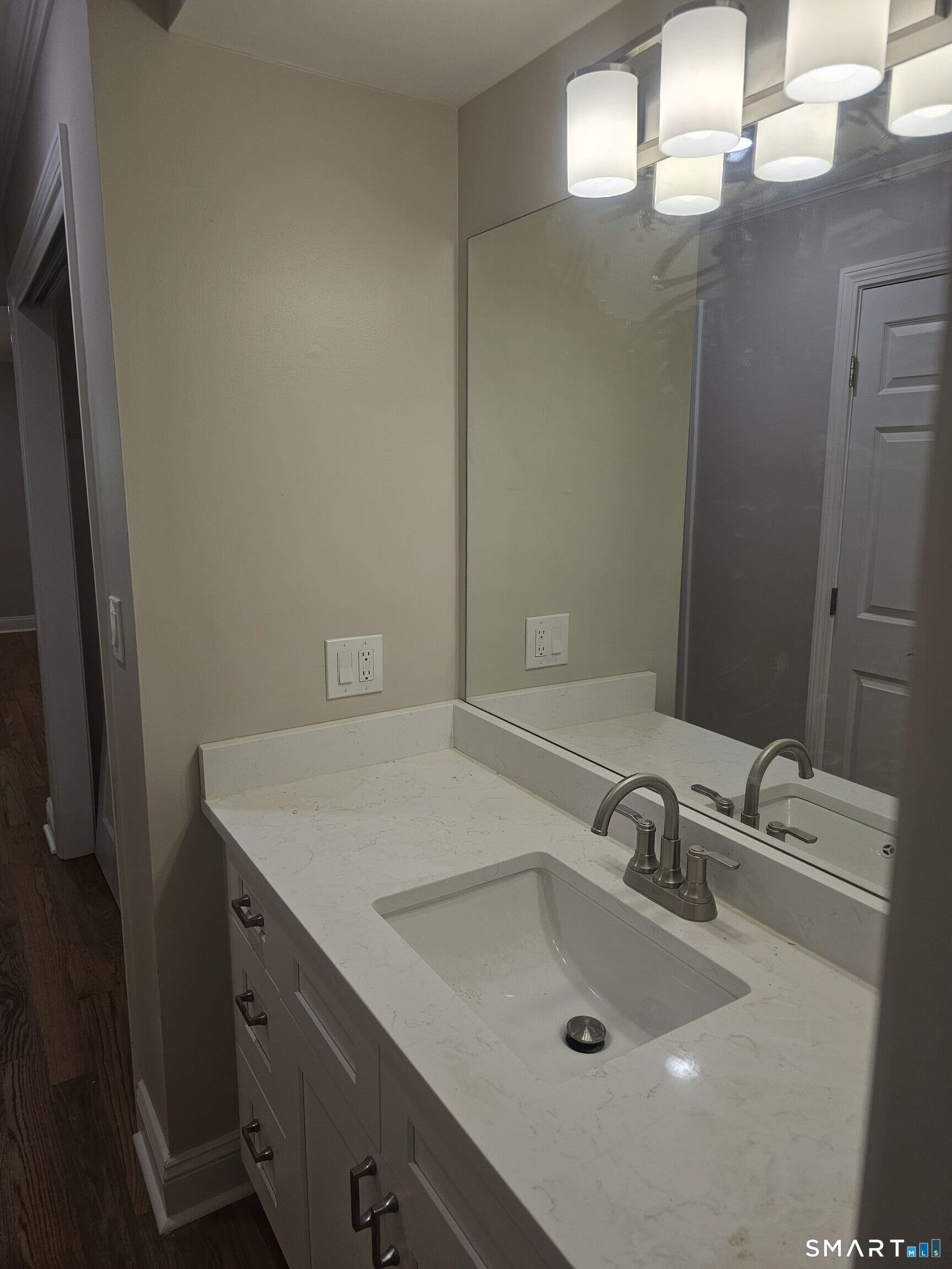 522 Iroquois Lane Stratford CT 06614