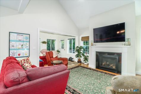 215 Meadow Brook Road Oxford CT 06478