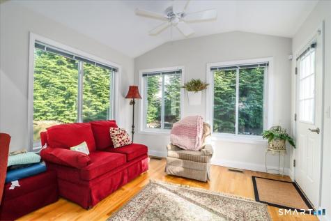 215 Meadow Brook Road Oxford CT 06478