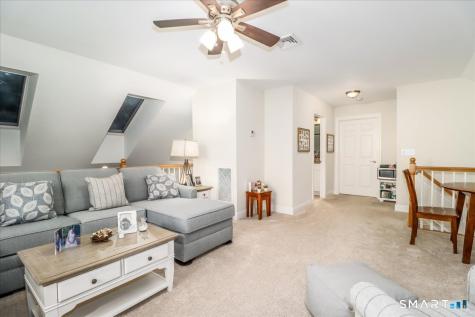 215 Meadow Brook Road Oxford CT 06478