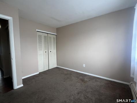19 Coach Circle Naugatuck CT 06770