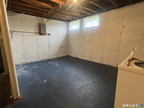 19 Coach Circle Naugatuck CT 06770