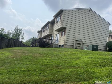 19 Coach Circle Naugatuck CT 06770