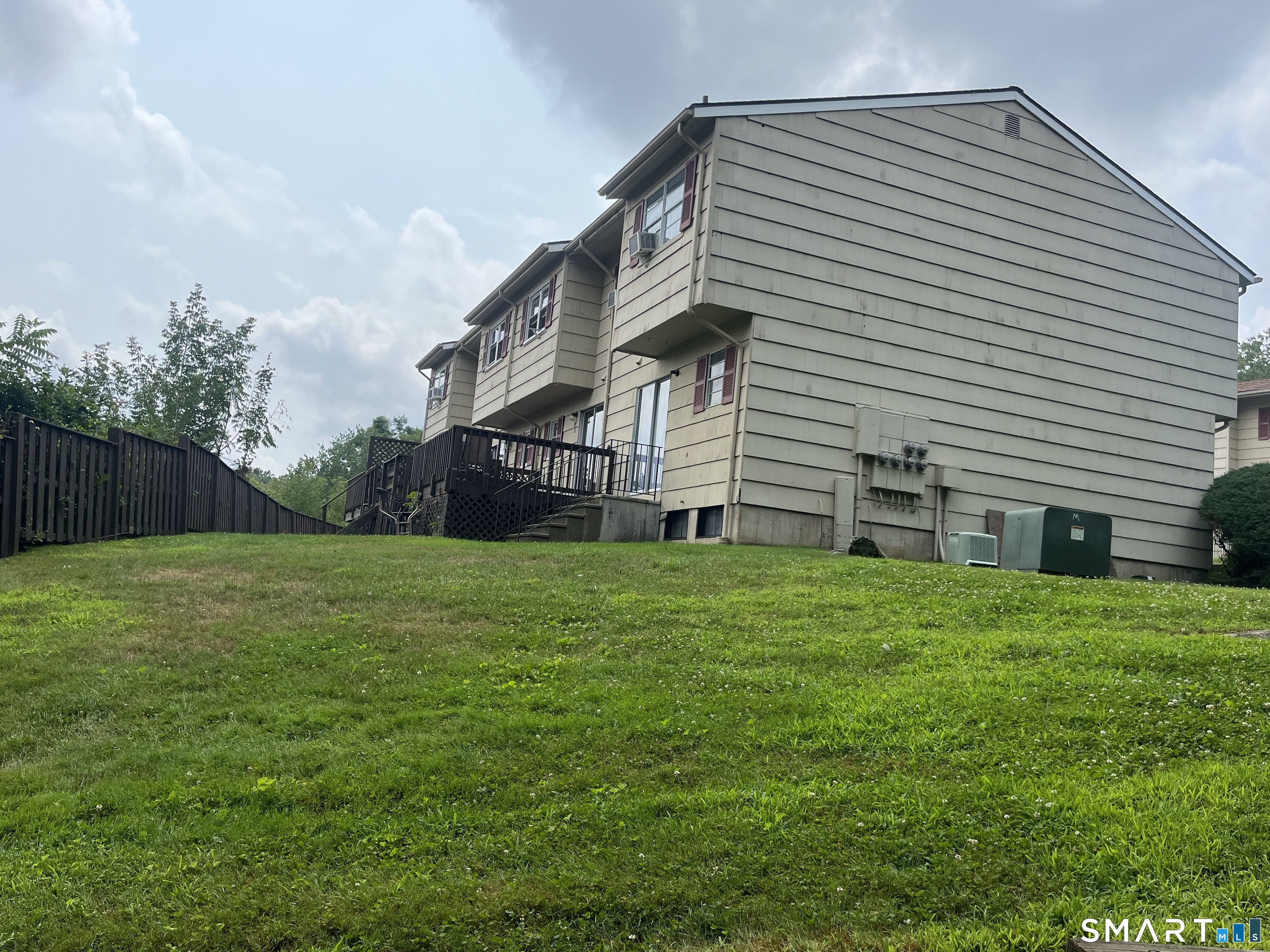 19 Coach Circle Naugatuck CT 06770