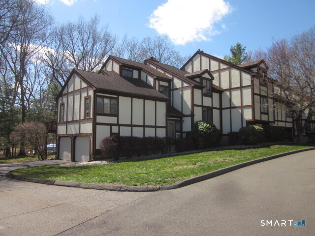690 Forest Road West Haven CT 06516