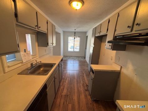 35 Woodsedge Drive Newington CT 06111