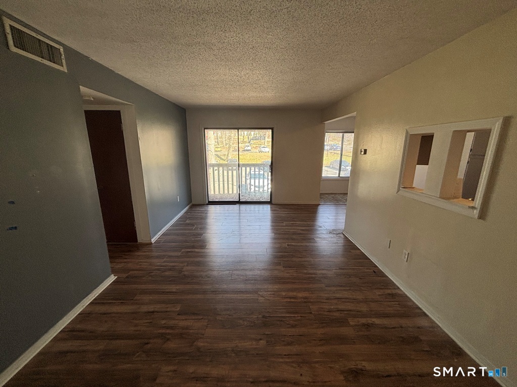 35 Woodsedge Drive Newington CT 06111