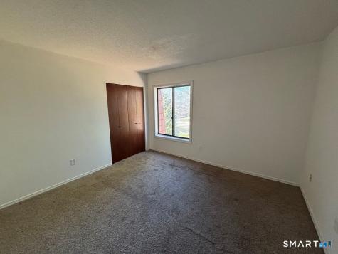 35 Woodsedge Drive Newington CT 06111